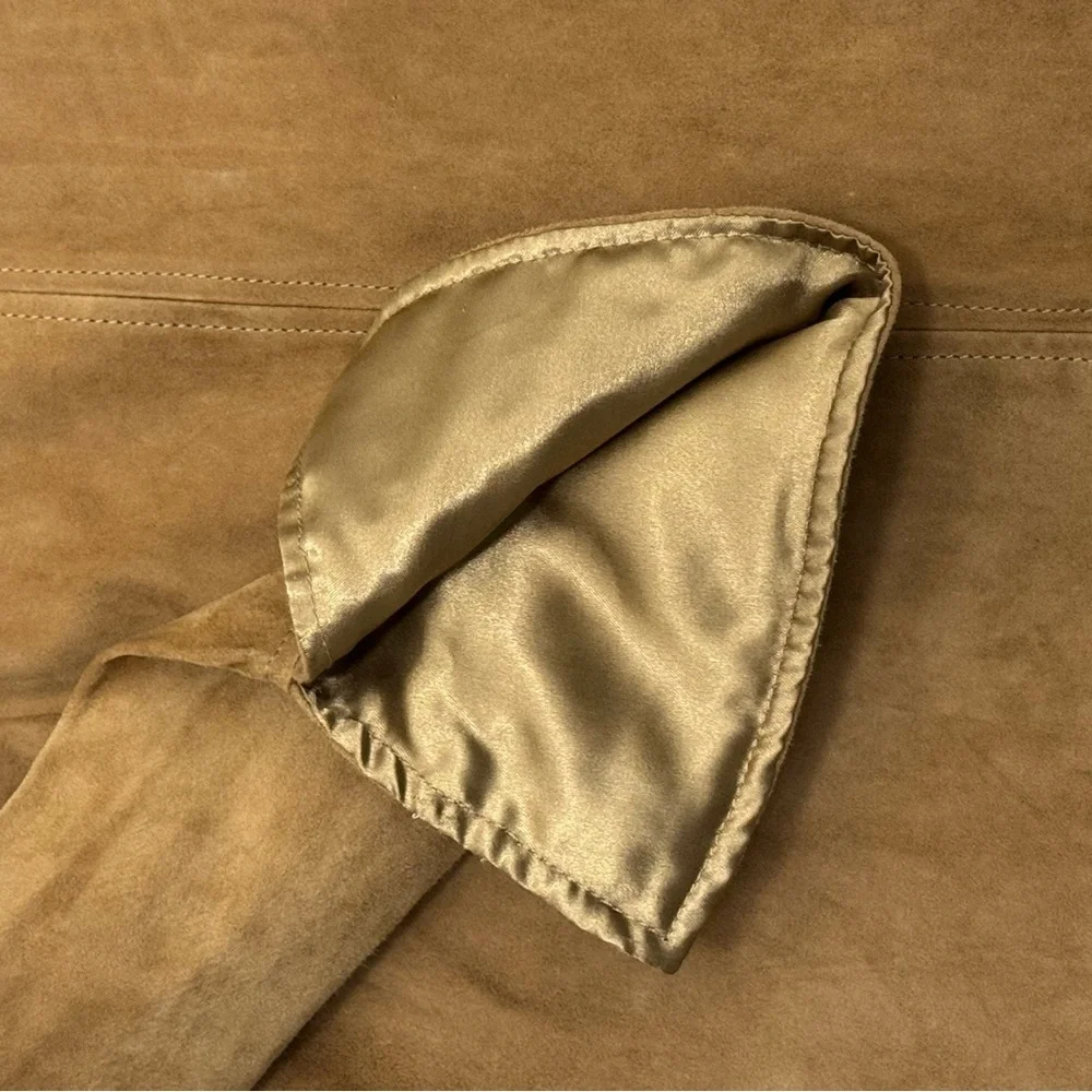 Double D Ranch Loraine beaded suede jacket. Absolutely beautiful condition. - Picture 11 of 14